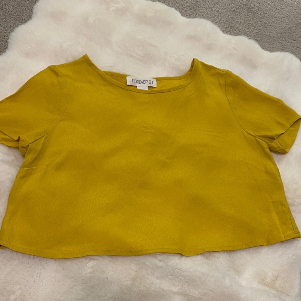 NWOT Forever 21 Mustard Yellow Flowy Crop Top